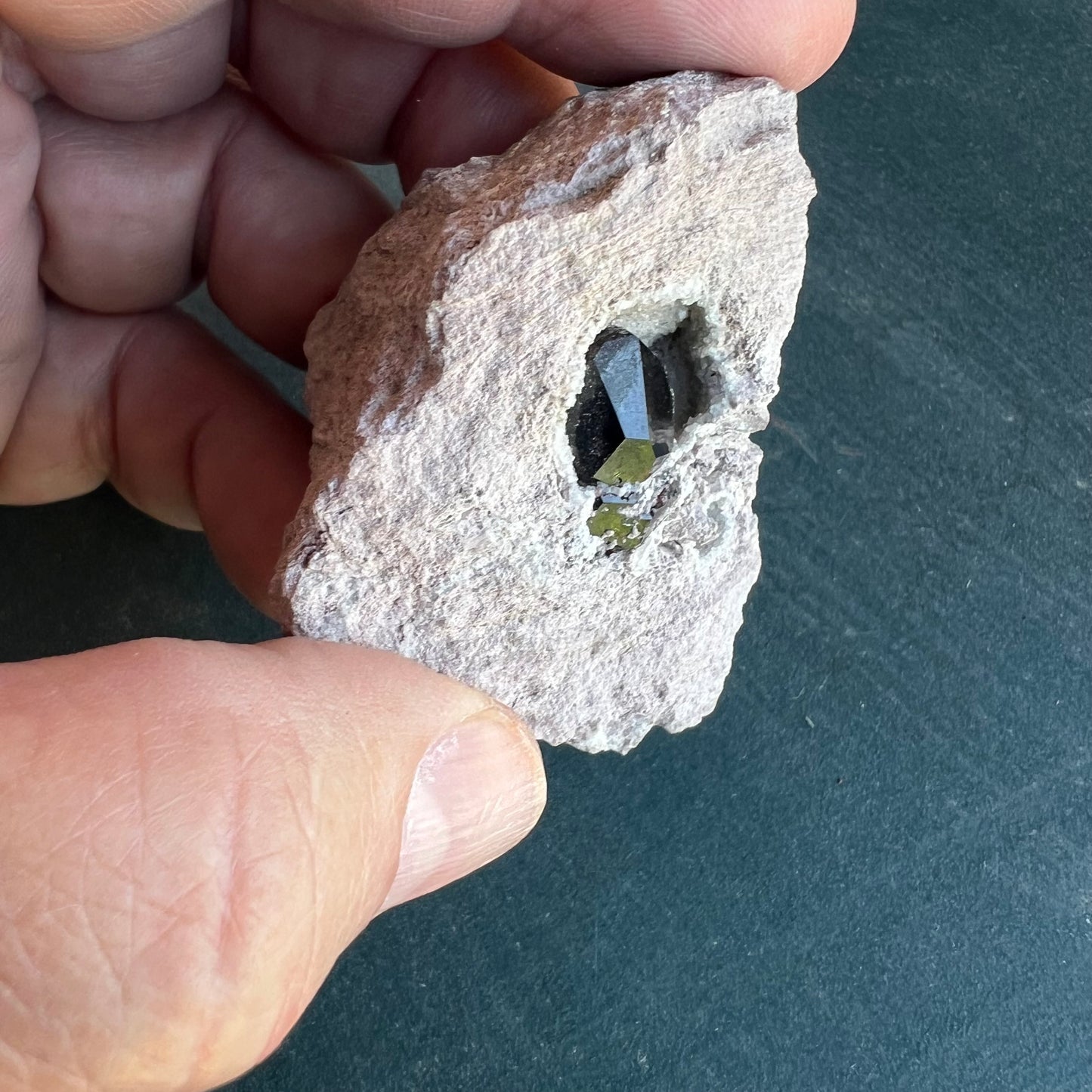 Almandine-Spessartine (Garnet) | Garnet Hill, NV